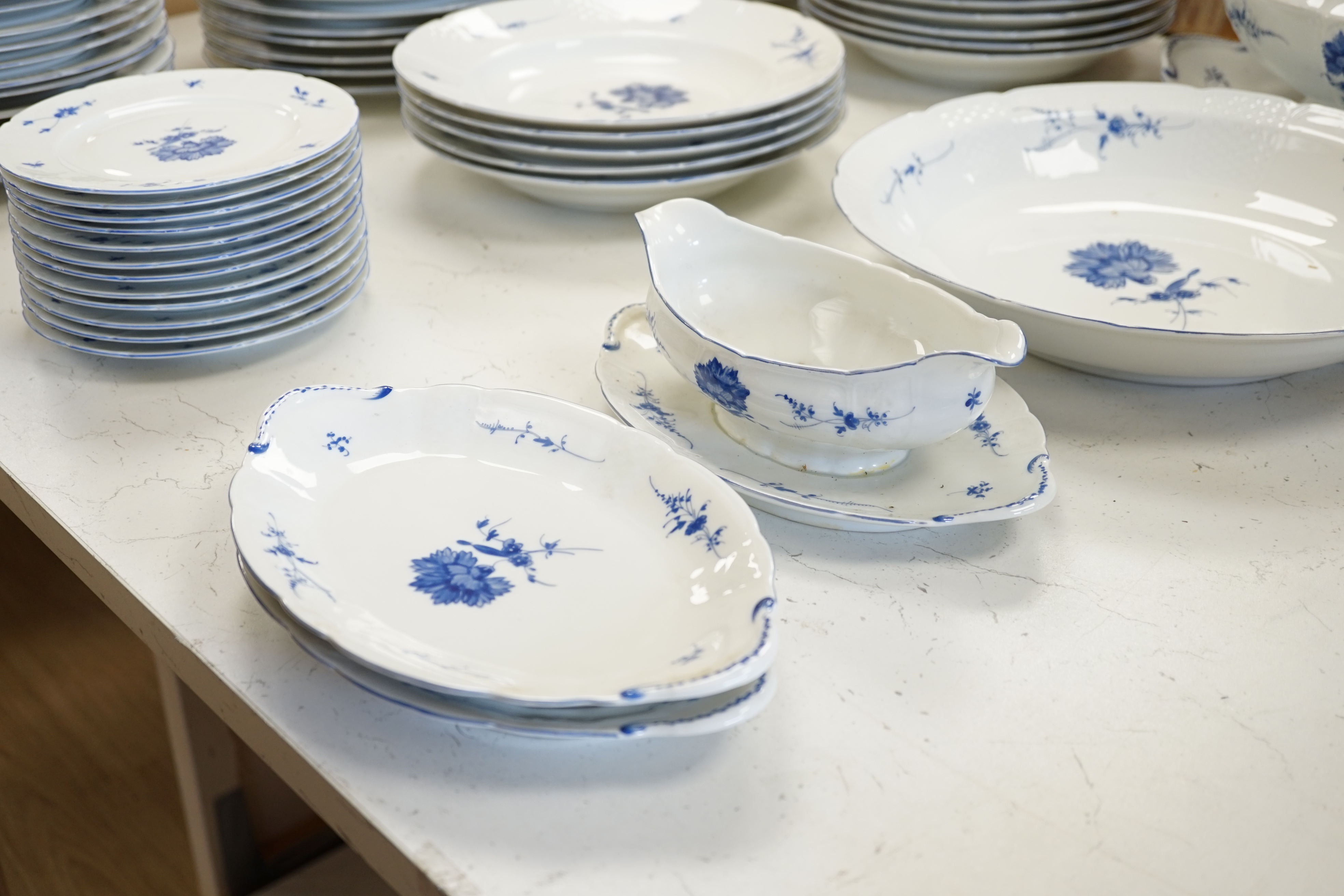 A Chantilly blue and white floral dinner service